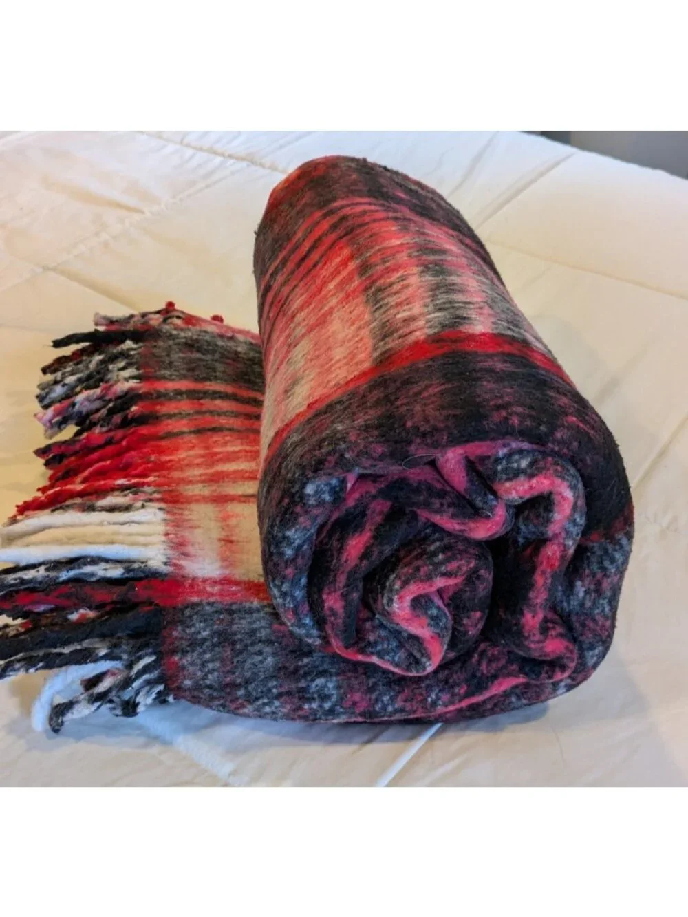 Vtg Twin Sized Plaid Woven Yoga Blanket Throw Reversible Fringe Red Black 59x79